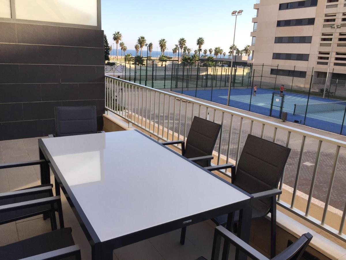Apartamento Lujo, Primera Linea Playa, Garaje, Wifi, Piscina Climatizada Roquetas de Mar Exterior foto